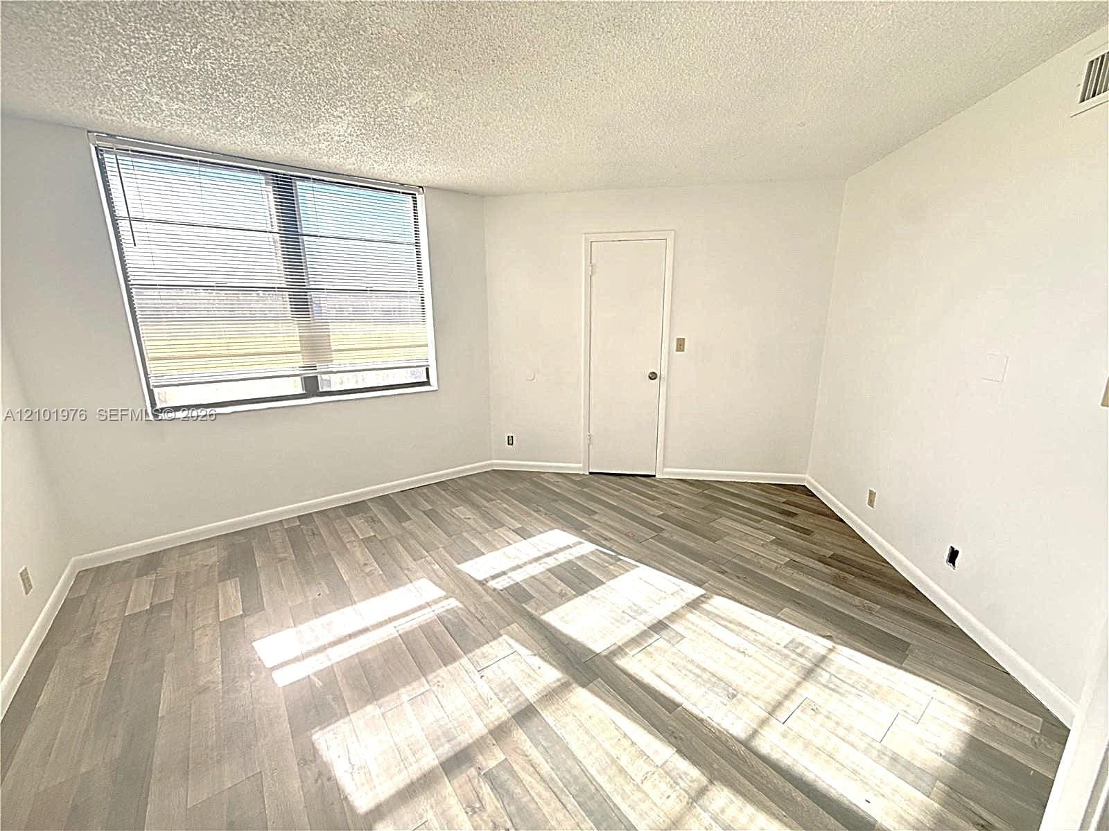 210 Lake Pointe Drive 210, Oakland Park, FL 33309 photo 17