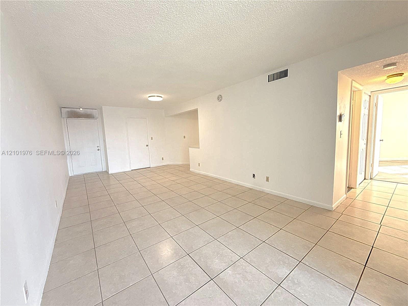 210 Lake Pointe Drive 210, Oakland Park, FL 33309 photo 8