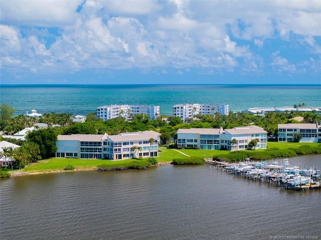 2370 NE Ocean Boulevard C305, Stuart, FL 34996