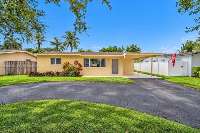 5031 SW 94th Terrace, Cooper City, FL 33328