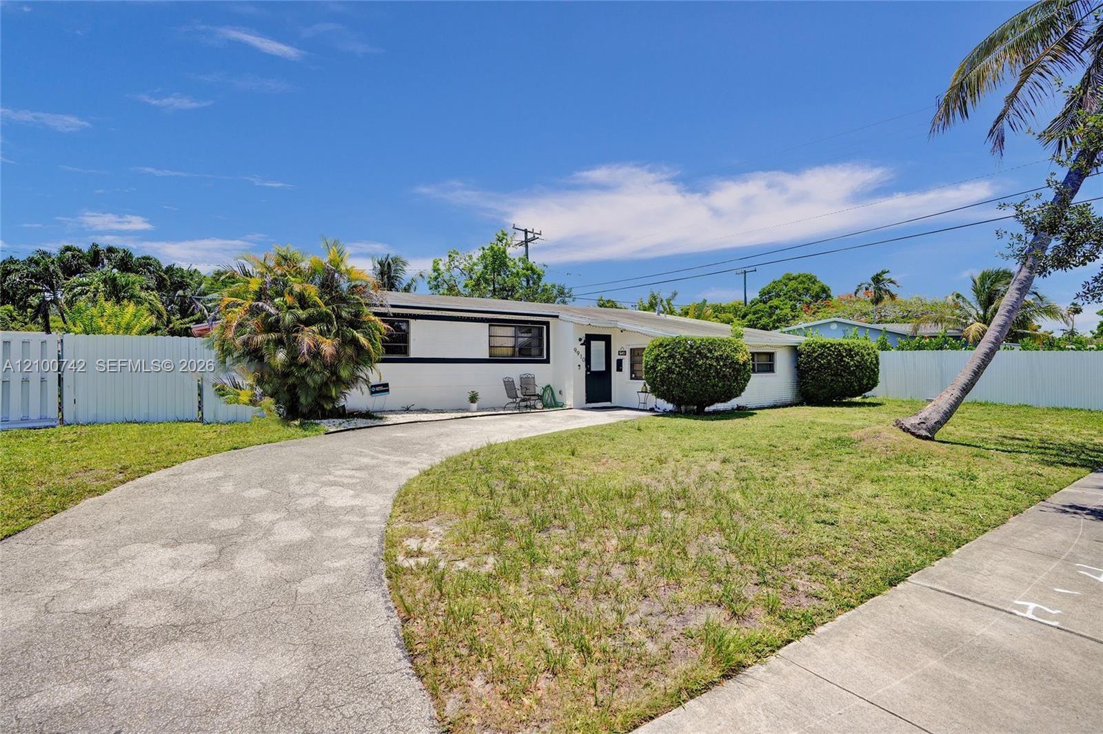 9910 Bahama Drive — photo 3