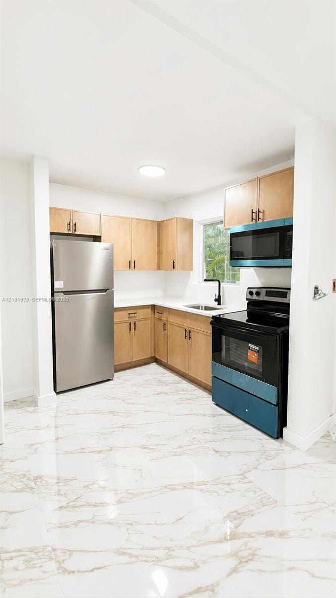 254 E Dania Beach Boulevard 7, Dania Beach, FL 33004 photo 2