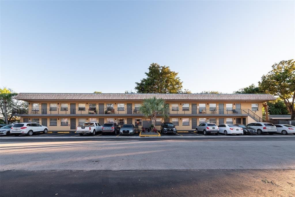 1151 NE 17TH Court 24, Fort Lauderdale, FL 33305 photo 1