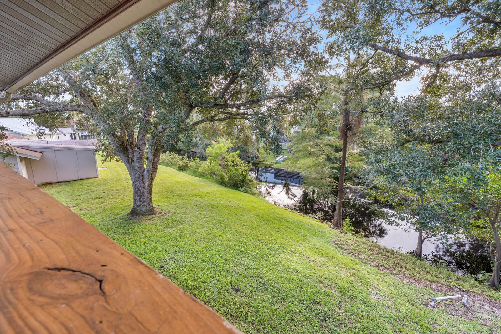 8070 SE RIVER Lane, Stuart, FL 34997 photo 12