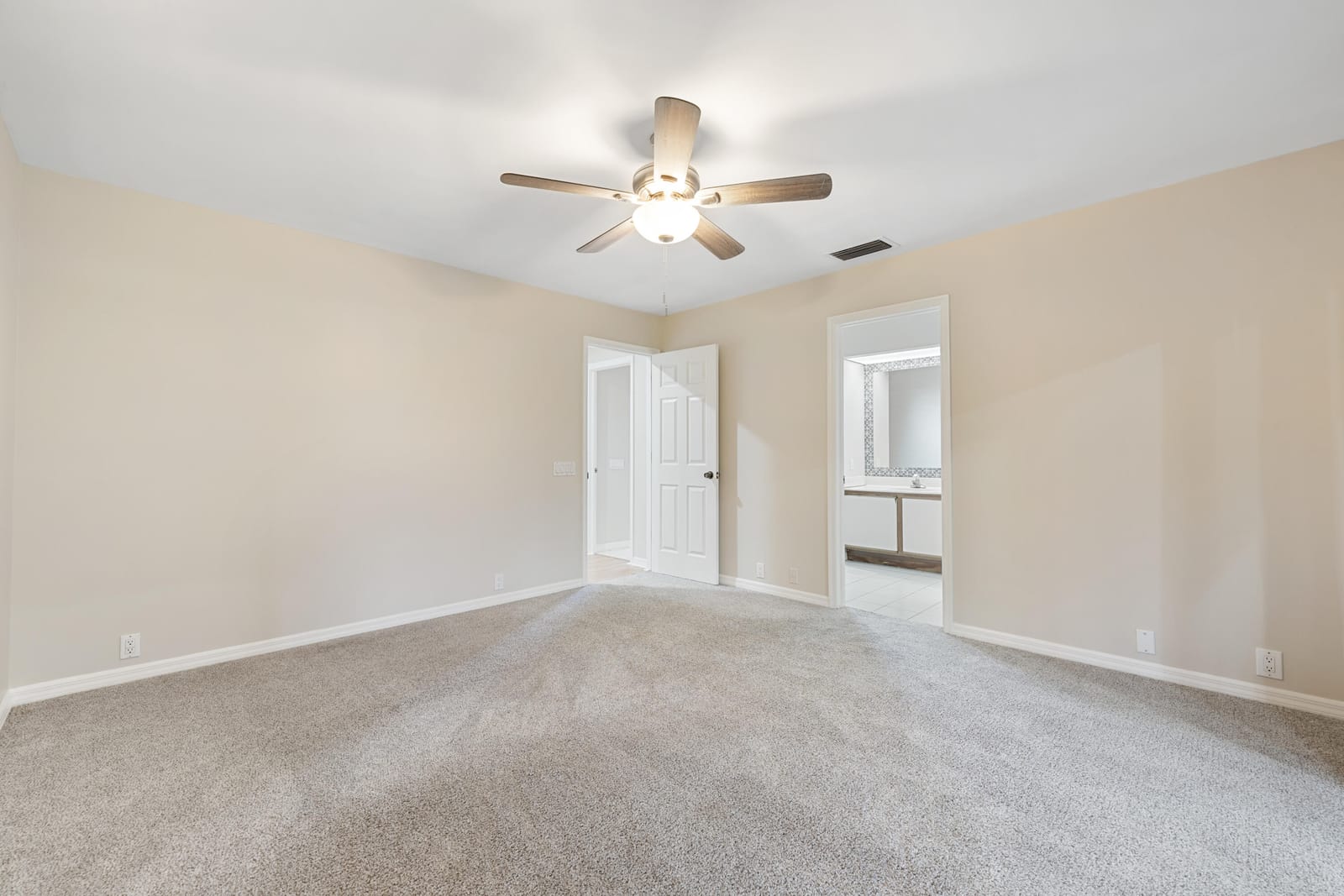 8070 SE RIVER Lane, Stuart, FL 34997 photo 14