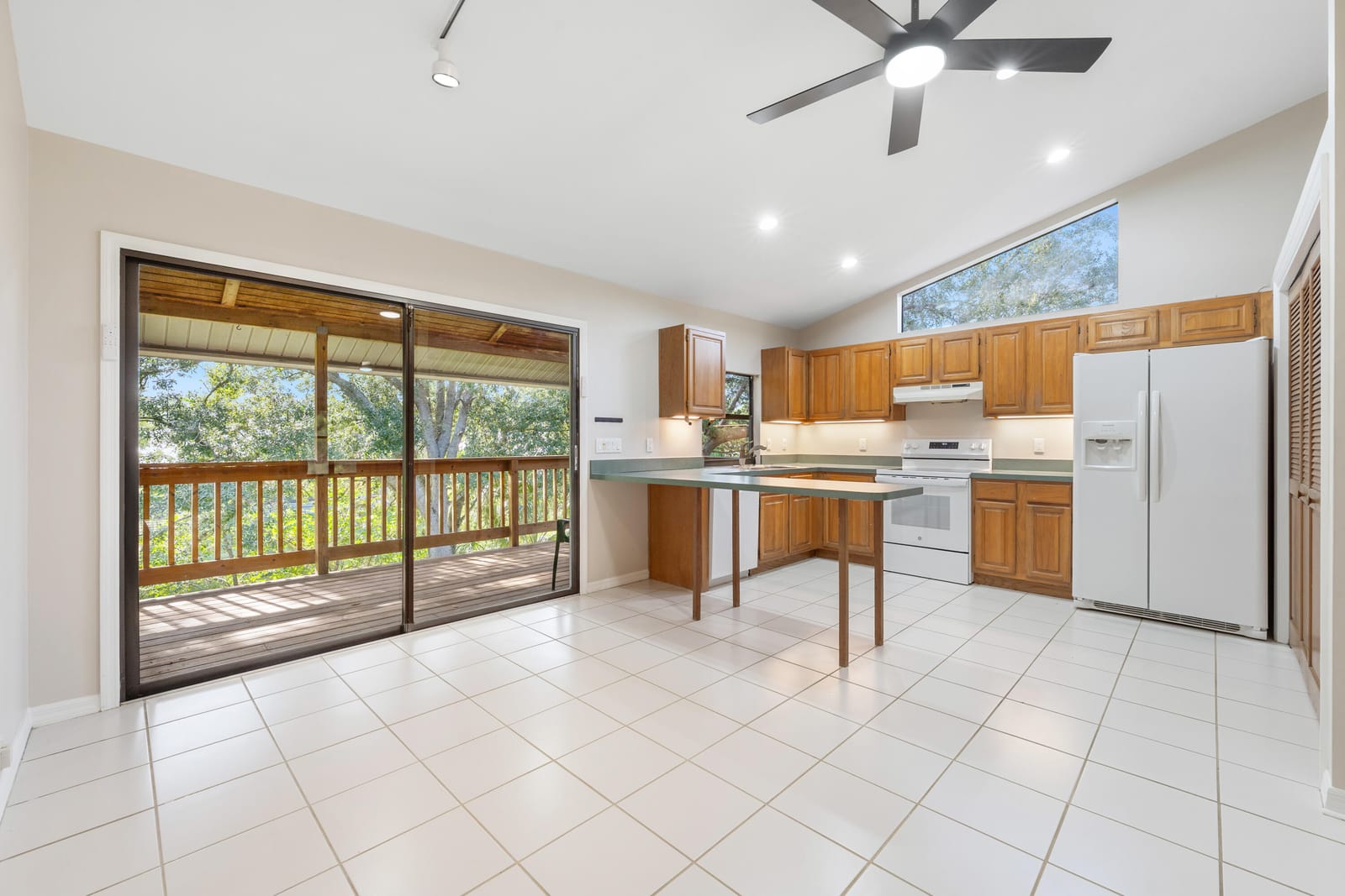 8070 SE RIVER Lane, Stuart, FL 34997 photo 9