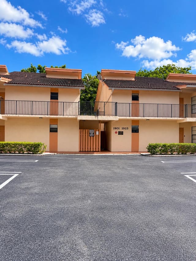 1911 NW 94TH Avenue 101A, Coral Springs, FL 33071