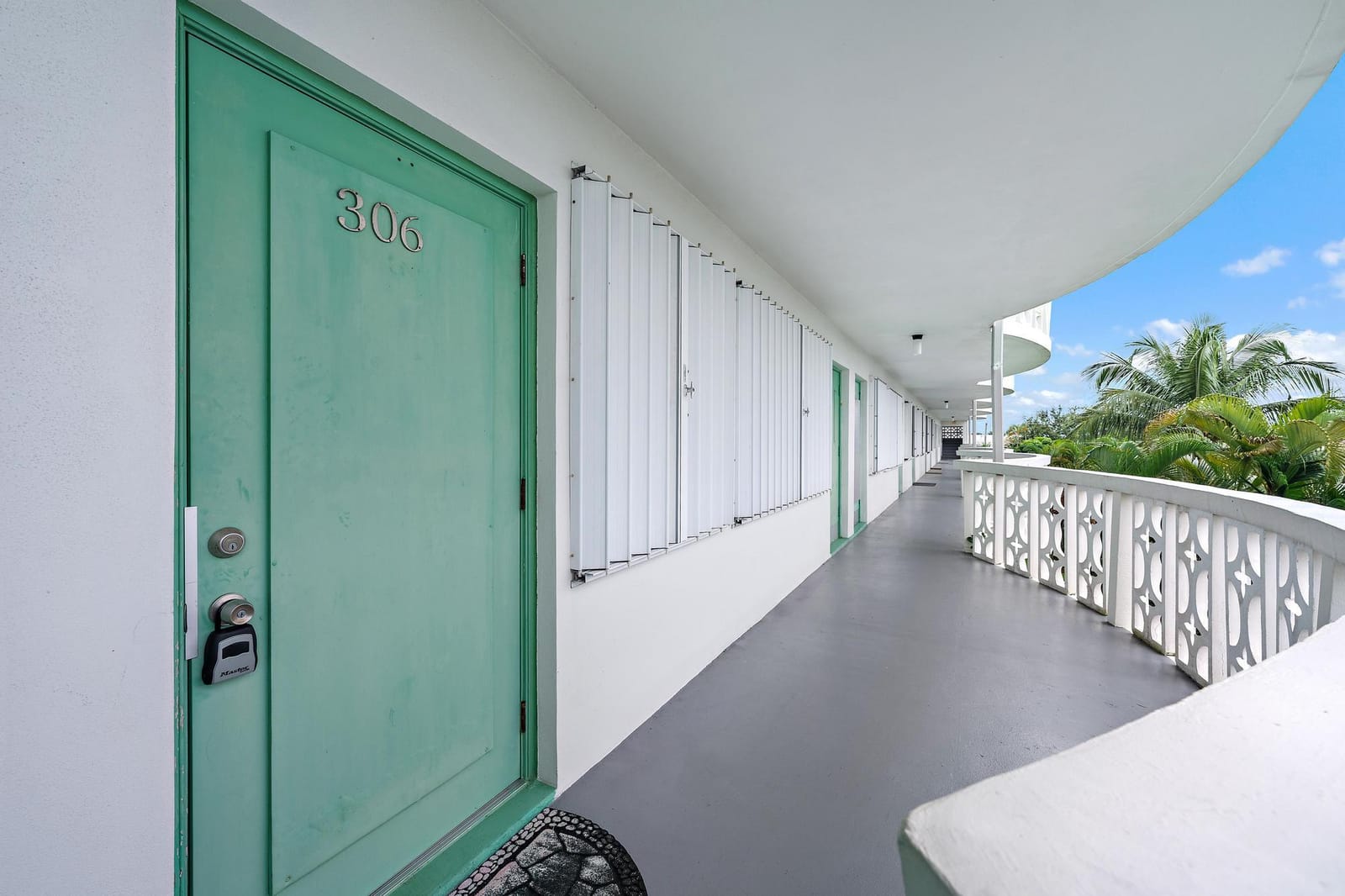 2381 Sunset Avenue 306, Lake Worth Beach, FL 33461 photo 12