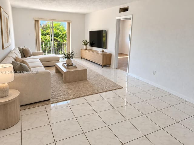7540 SW 59th Court 38, South Miami, FL 33143