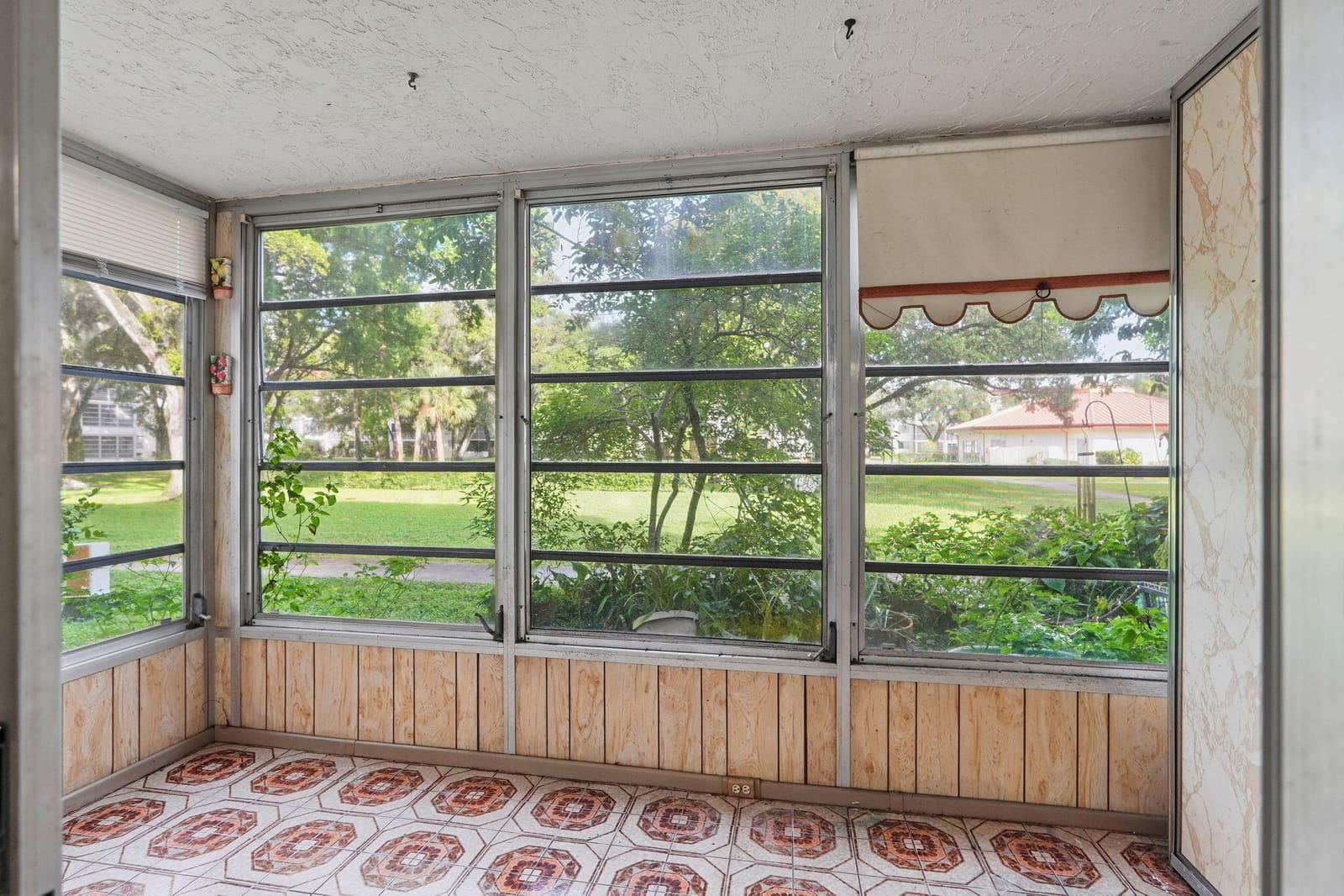 3000 NW 48th Terrace 130, Lauderdale Lakes, FL 33313 photo 7