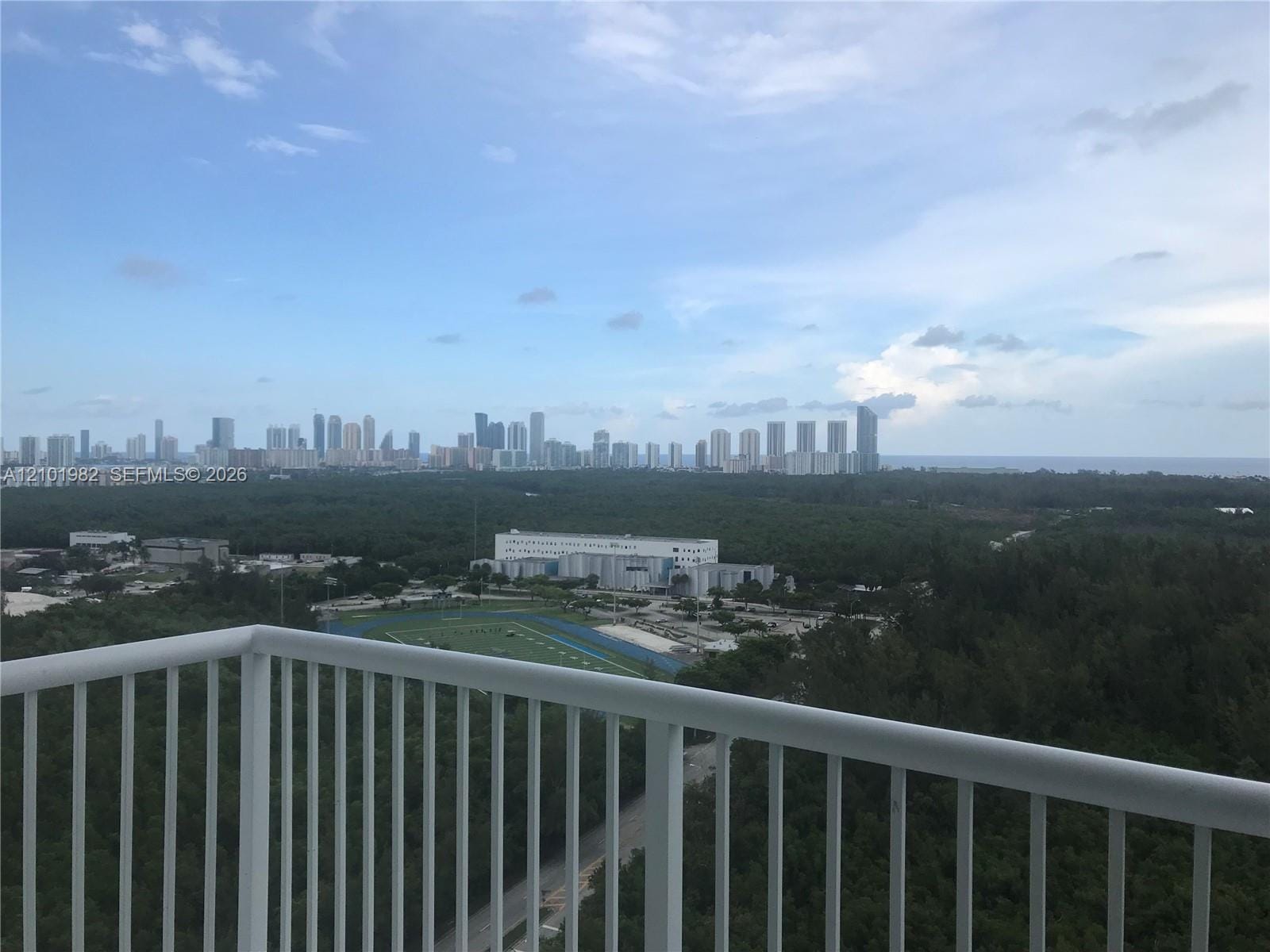 15051 Royal Oaks Lane 2204, North Miami, FL 33181 photo 9