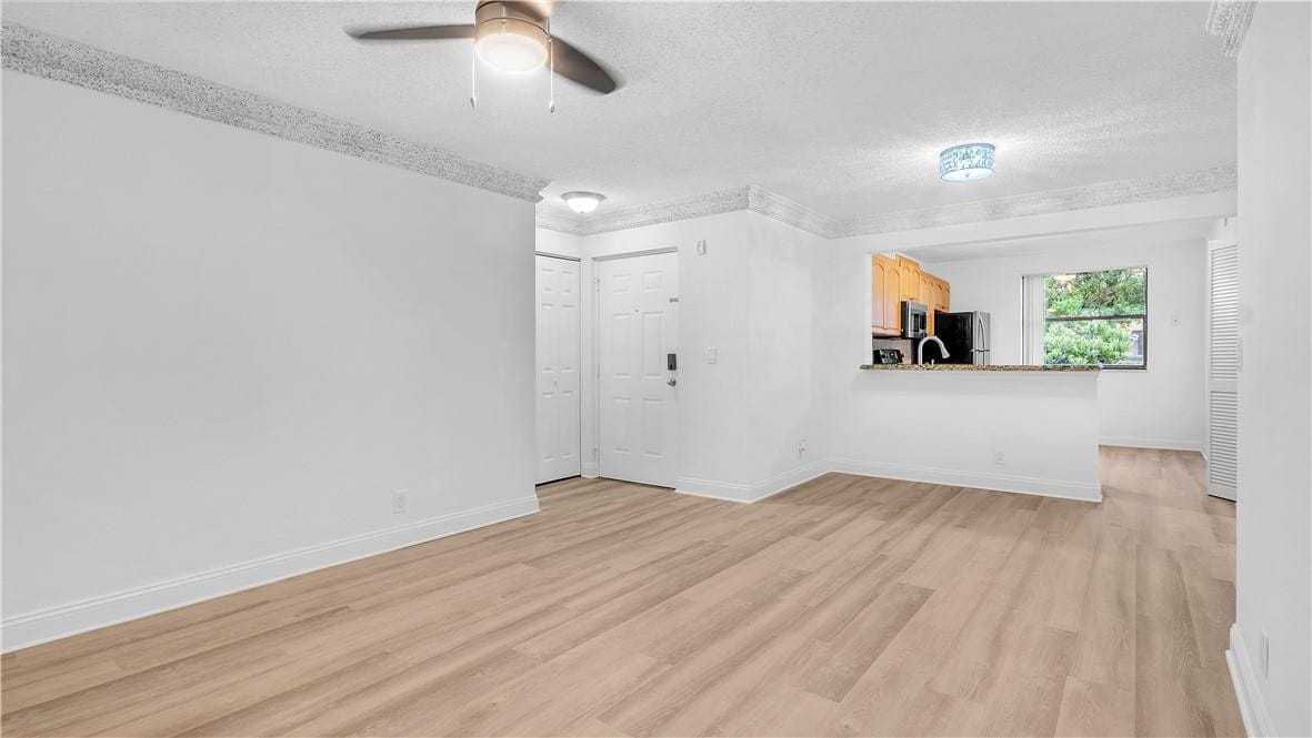 5681 RIVERSIDE Drive 101A6 — photo 7