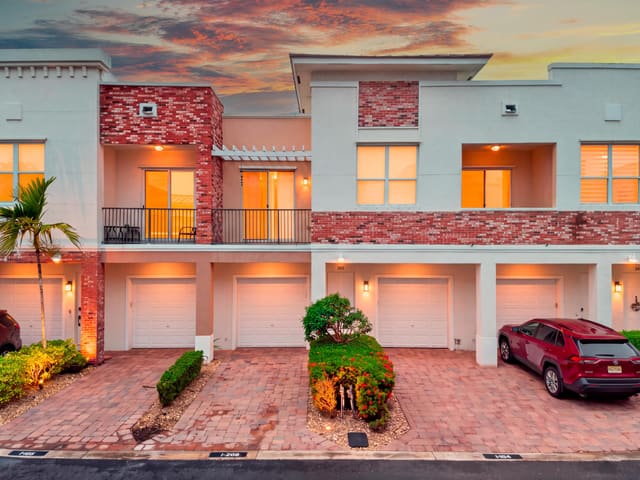 10560 SW Stephanie Way 1208, Port St. Lucie, FL 34987