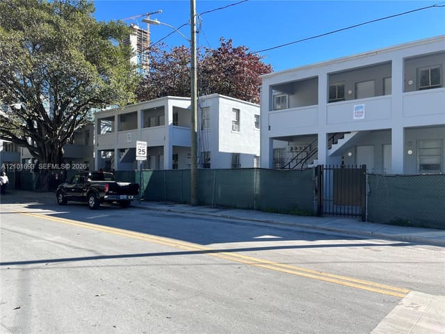 140 NW 13th Street 148, Miami, FL 33136