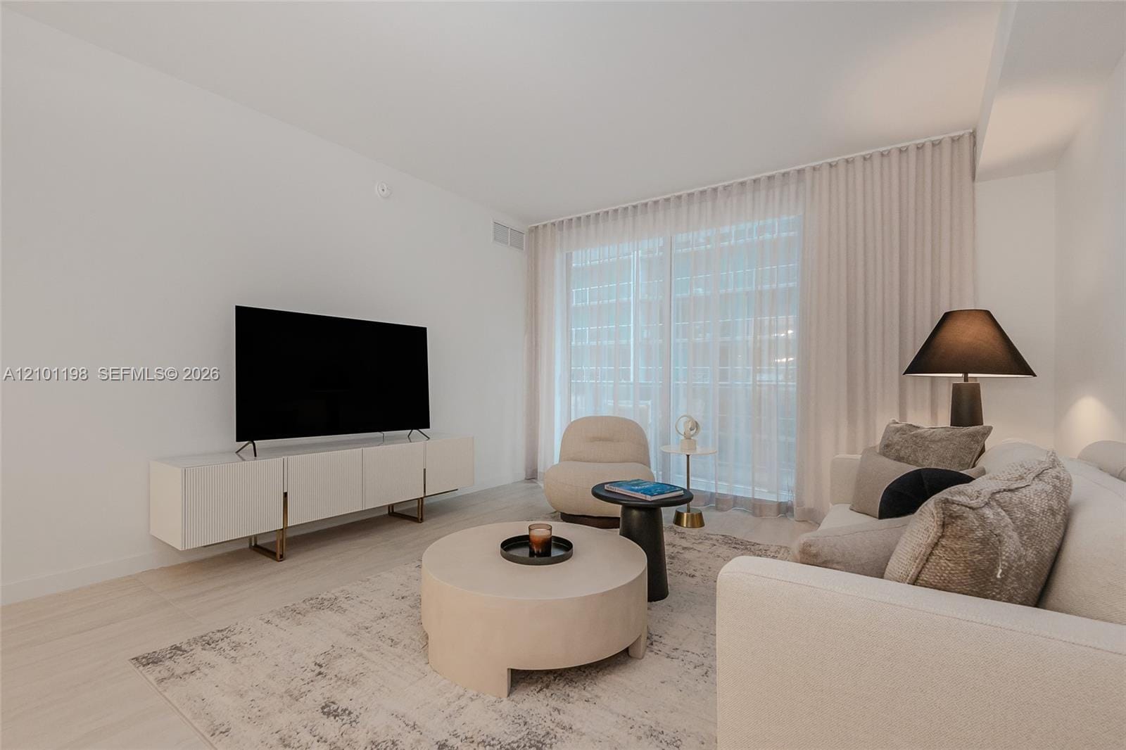 77 SE 5th Street 2208, Miami, FL 33131 photo 5