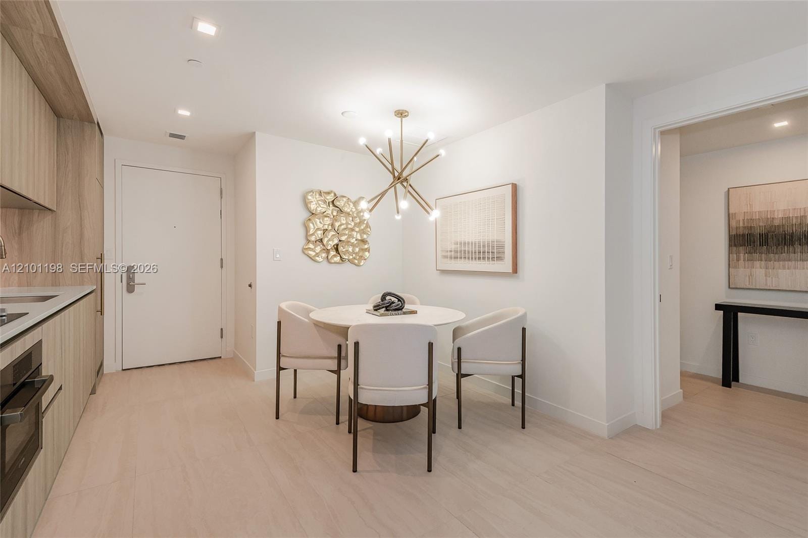 77 SE 5th Street 2208, Miami, FL 33131 photo 9