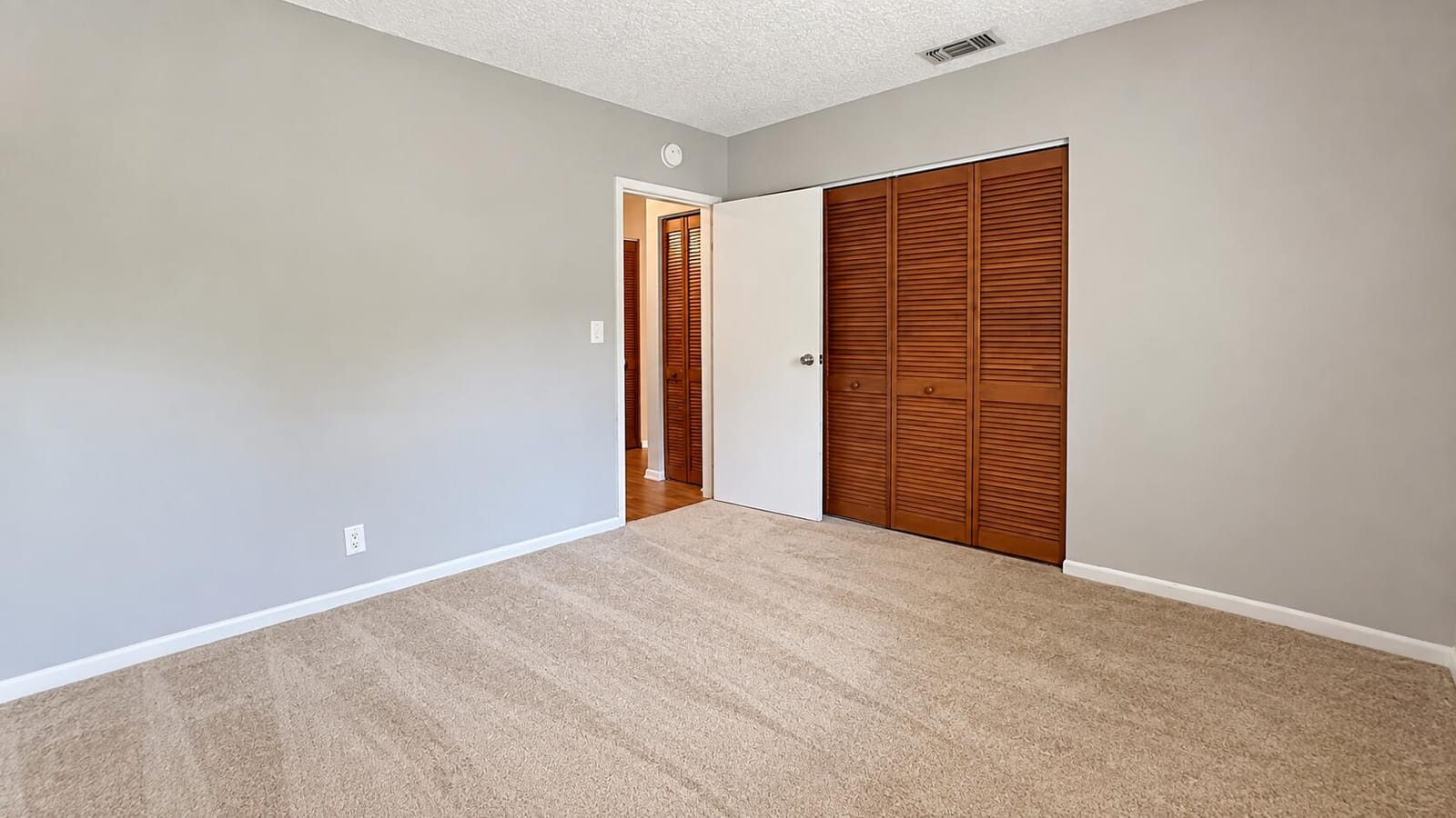 918 SW 9th St Circle 201 — photo 12