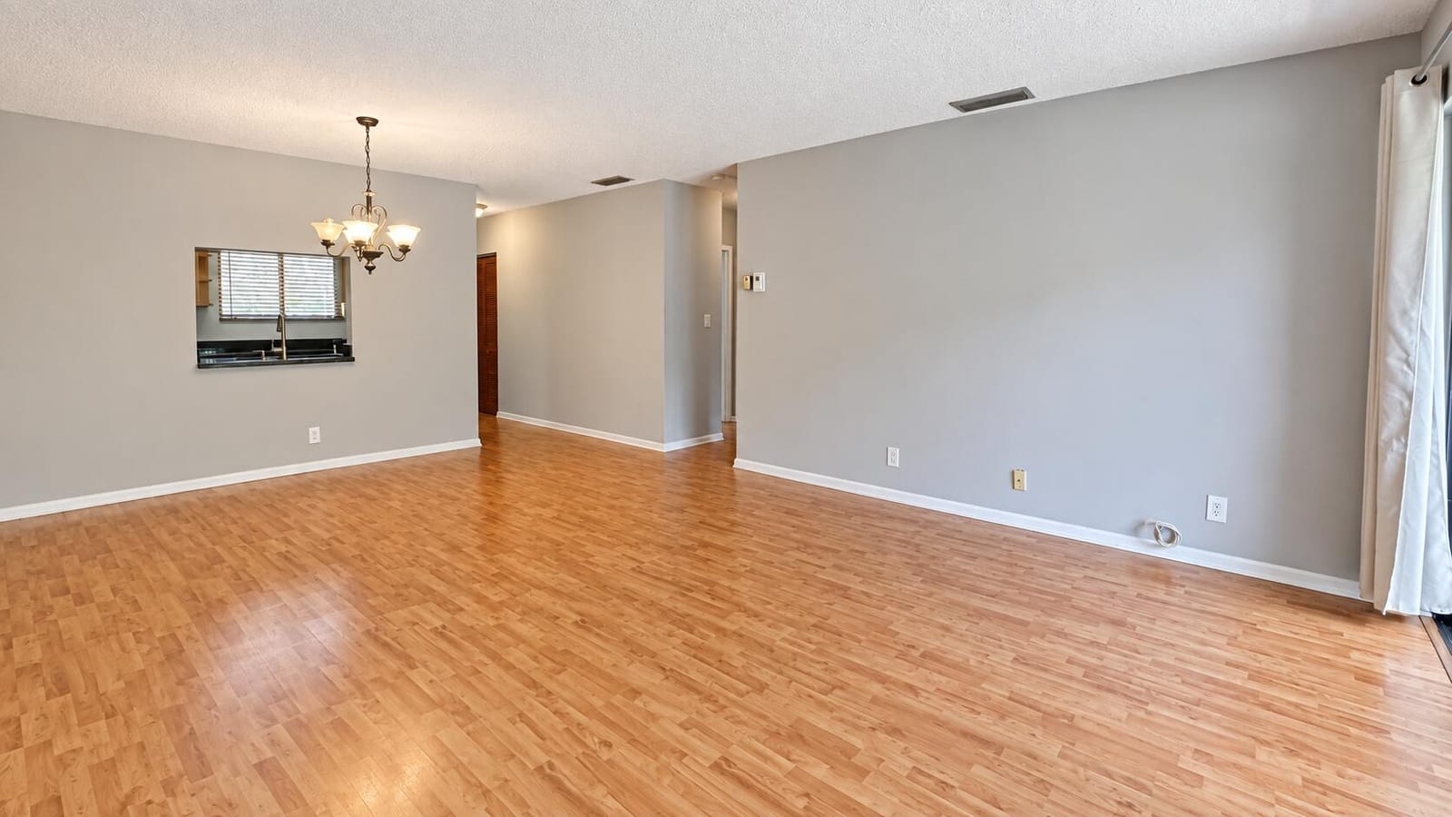 918 SW 9th St Circle 201 — photo 4