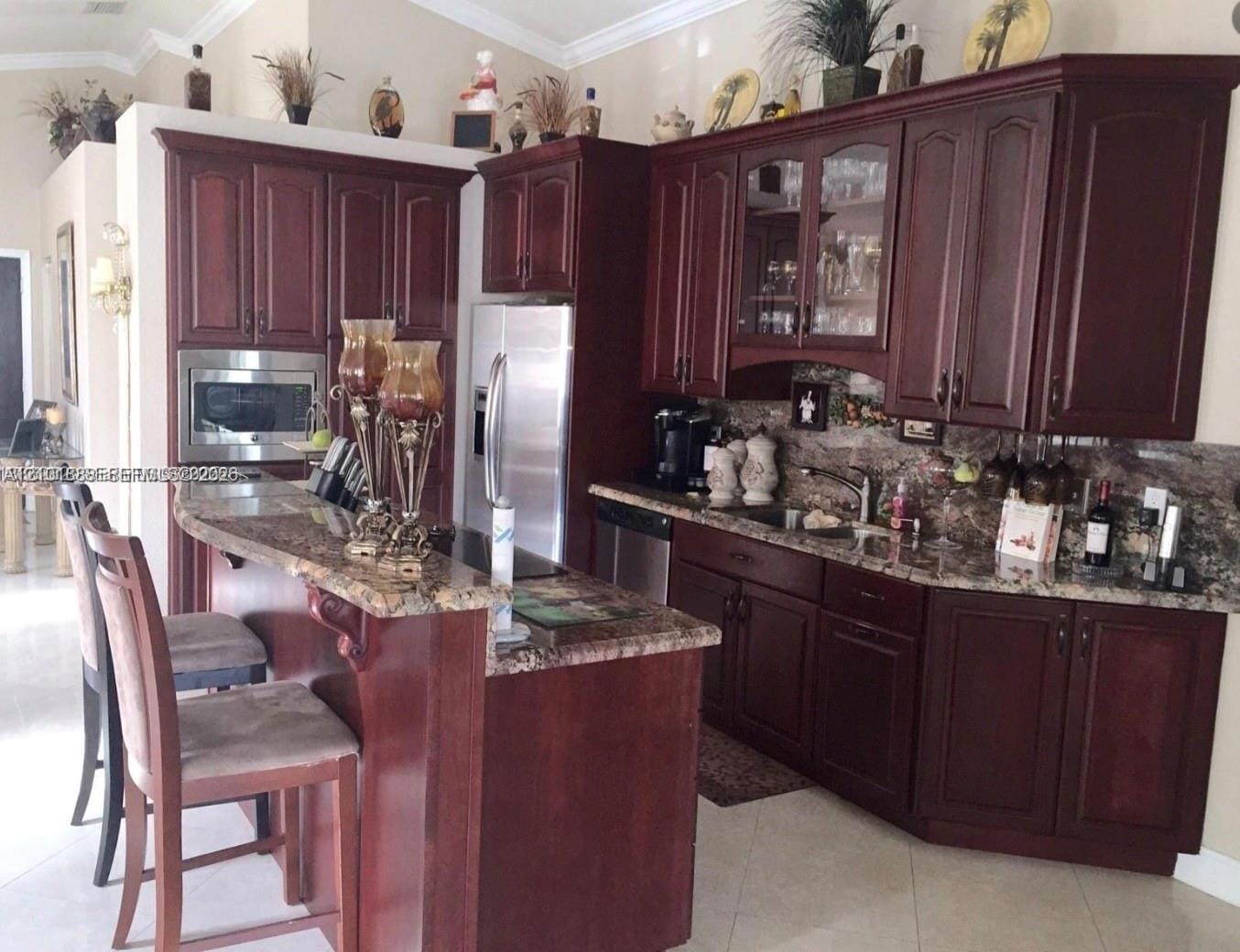 932 Falling Water Road, Weston, FL 33326 photo 1