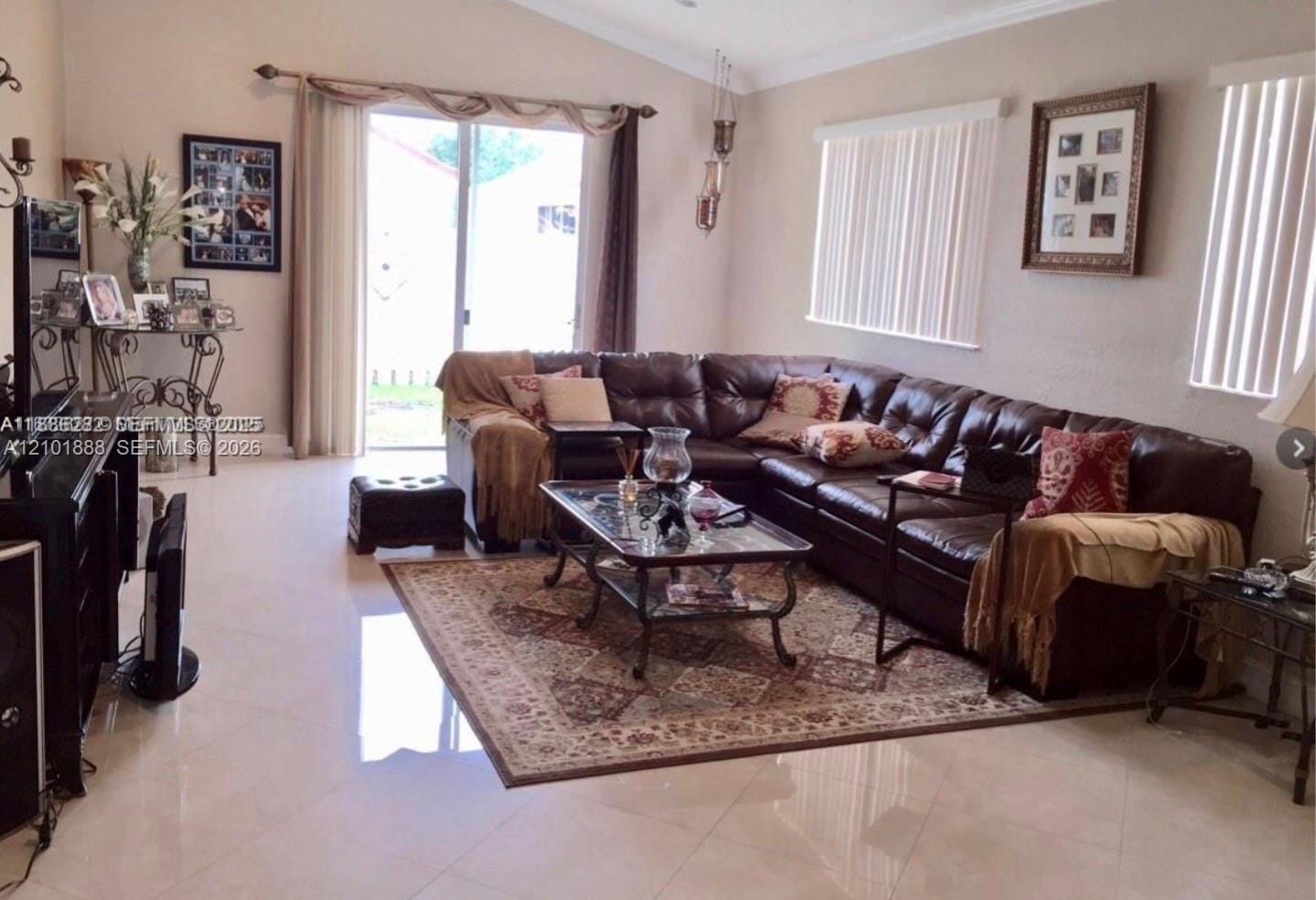 932 Falling Water Road, Weston, FL 33326 photo 12