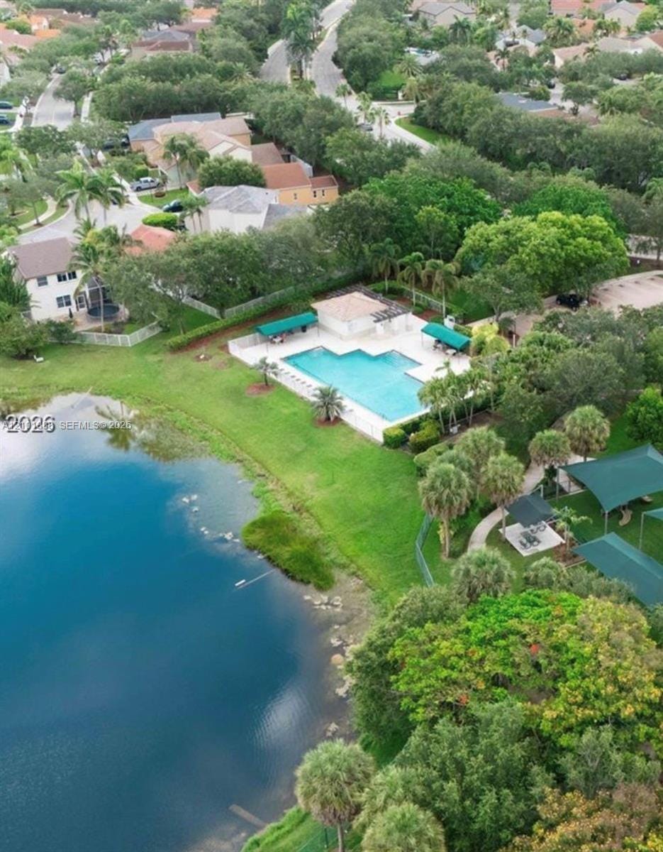 932 Falling Water Road, Weston, FL 33326 photo 16