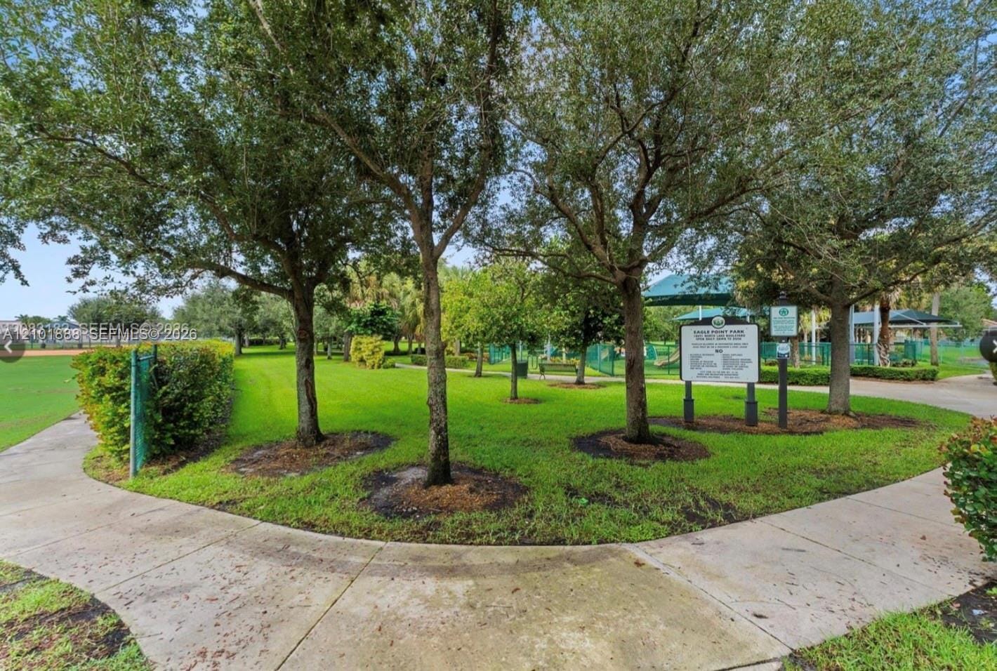 932 Falling Water Road, Weston, FL 33326 photo 17