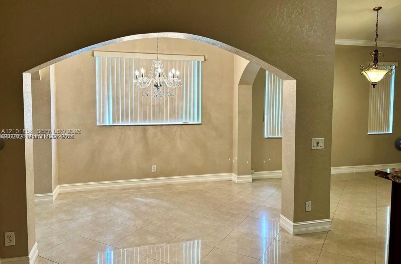 932 Falling Water Road, Weston, FL 33326 photo 6