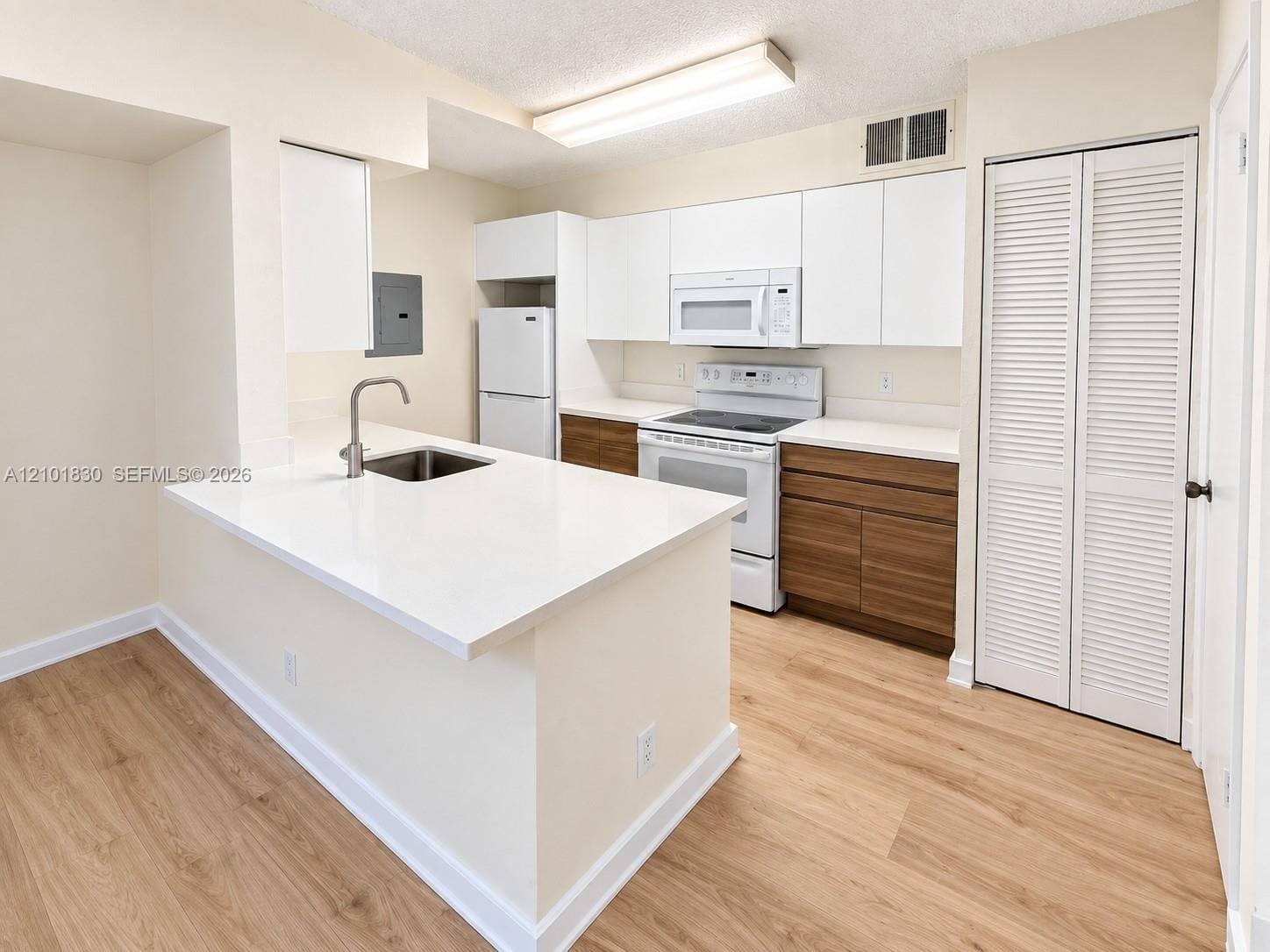 2946 S University Drive 7206, Davie, FL 33328 photo 2