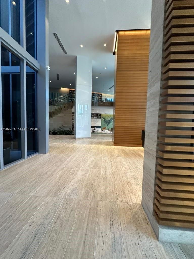 16385 Biscayne Boulevard 2606, North Miami Beach, FL 33160 photo 16