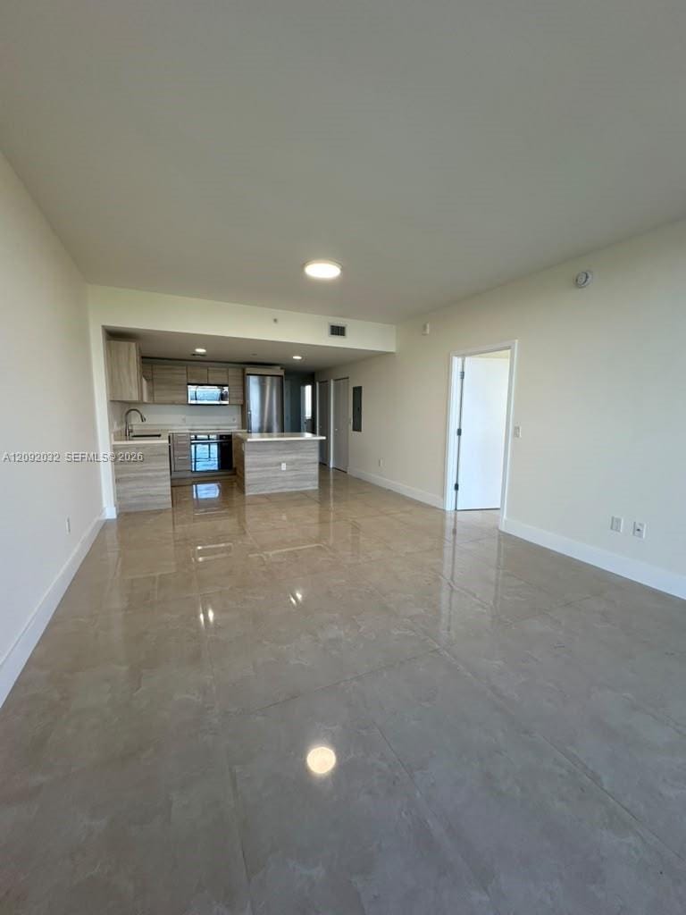 16385 Biscayne Boulevard 2606, North Miami Beach, FL 33160 photo 22