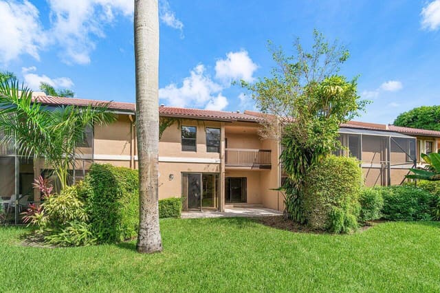 22068 Las Brisas Circle, Boca Raton, FL 33433