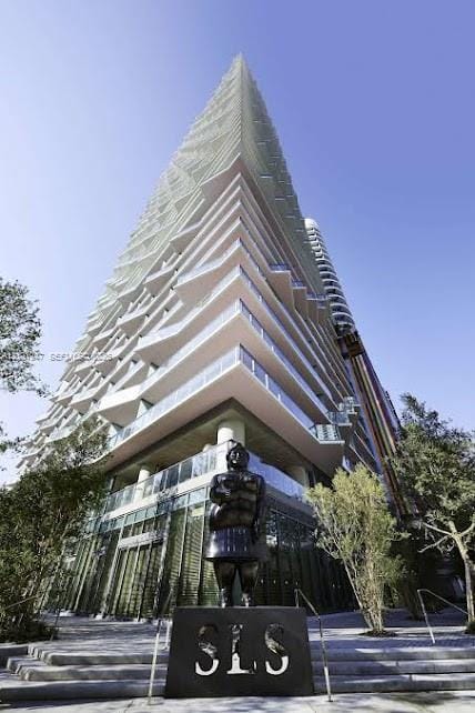 1300 S Miami Avenue 1607, Miami, FL 33130