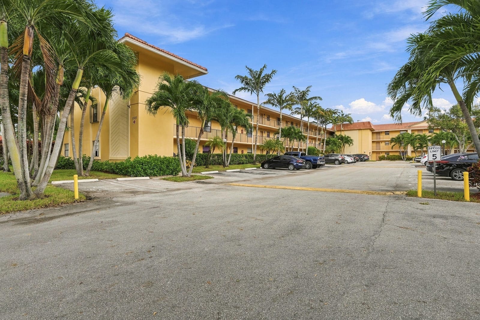 11477 NW 39th Court 201-1, Coral Springs, FL 33065