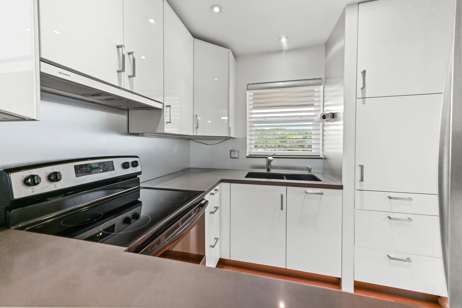 400 NE 20TH Street A312 — photo 12