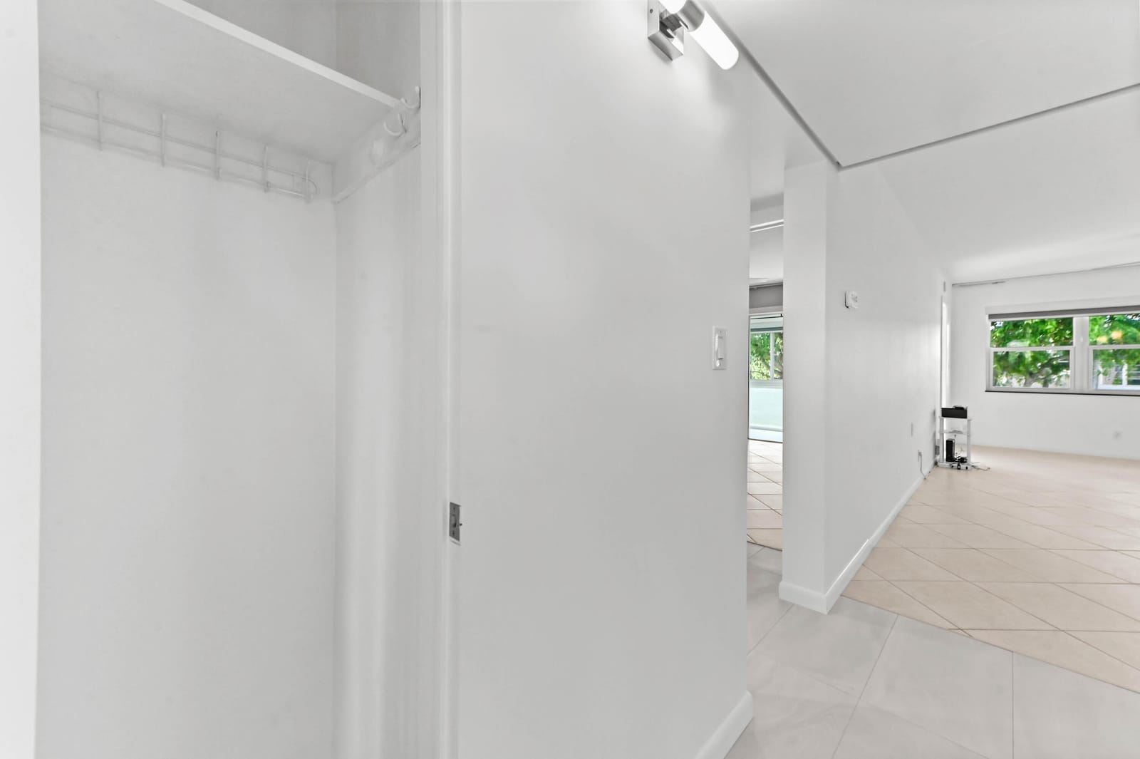 400 NE 20TH Street A312 — photo 8