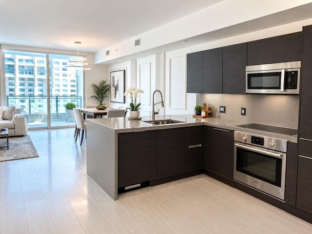 1080 Brickell Avenue 1606, Miami, FL 33131