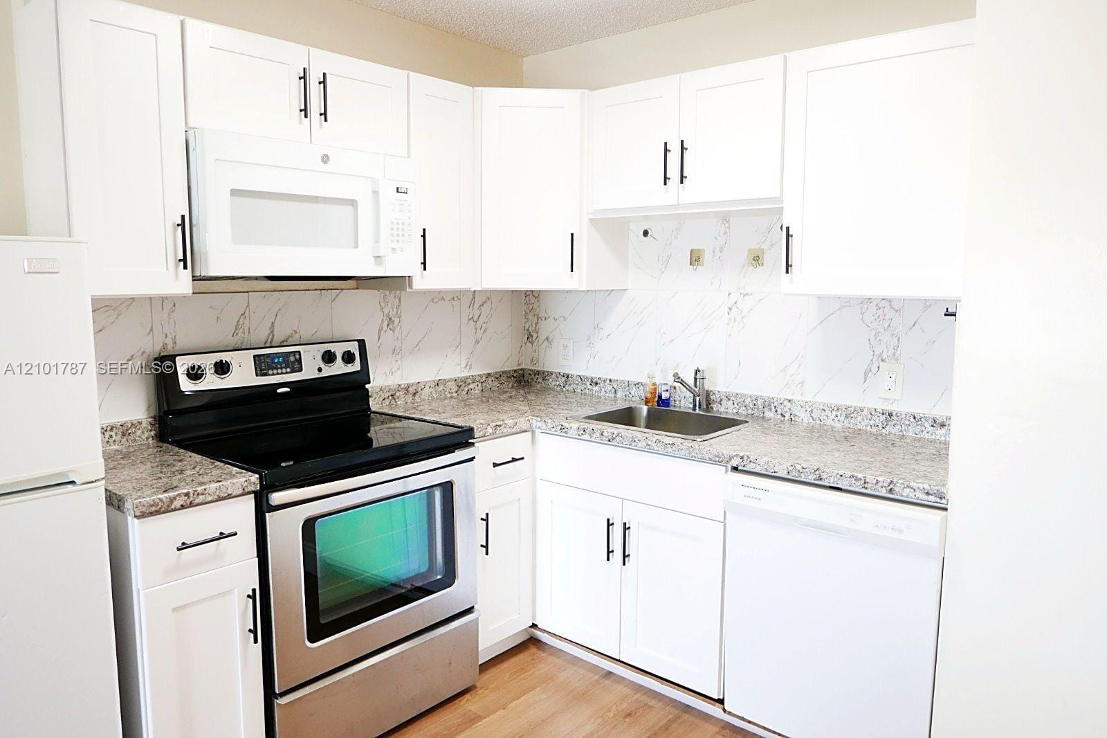 16410 Miami Drive 705 — photo 3