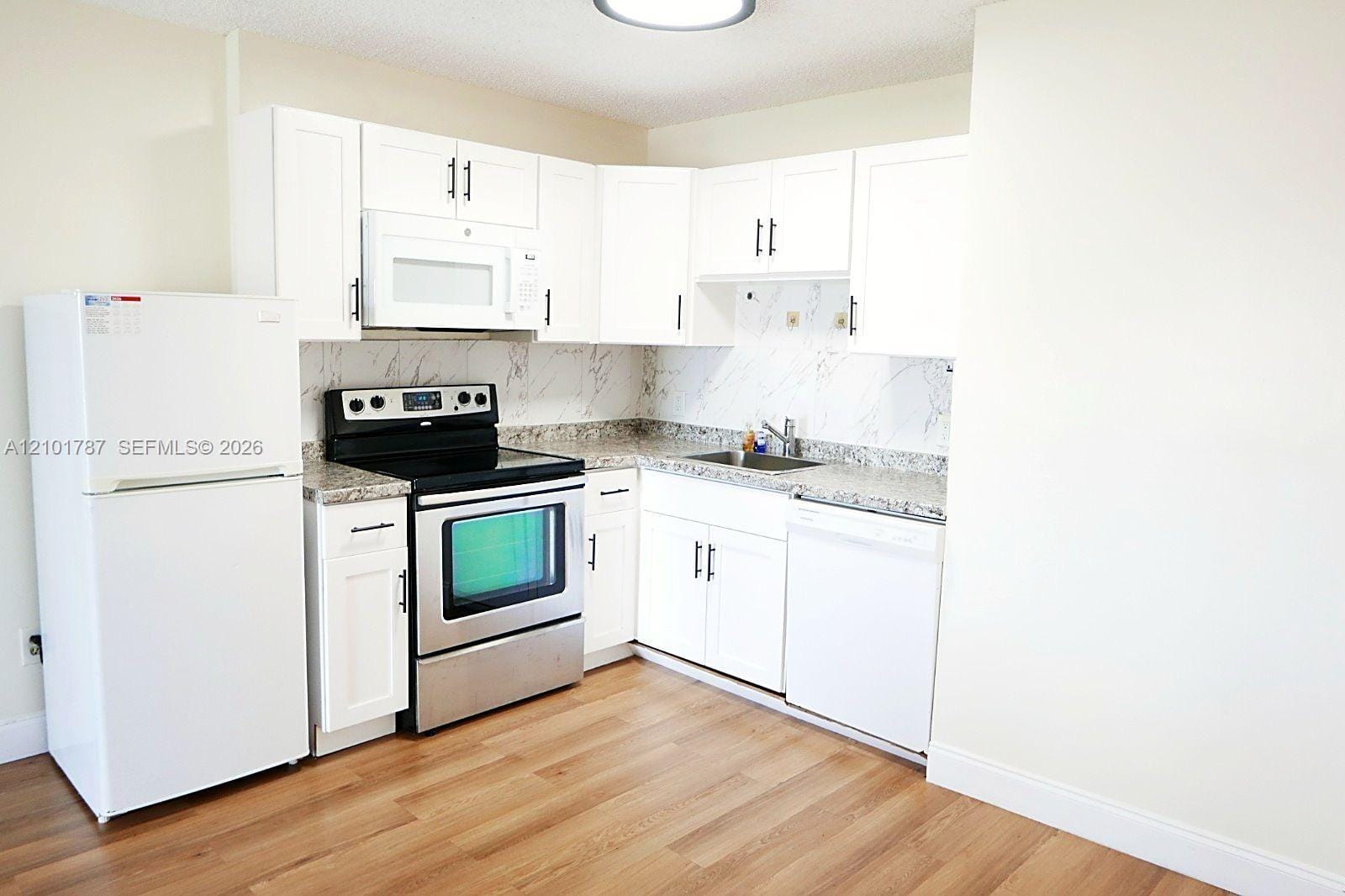 16410 Miami Drive 705 — photo 8