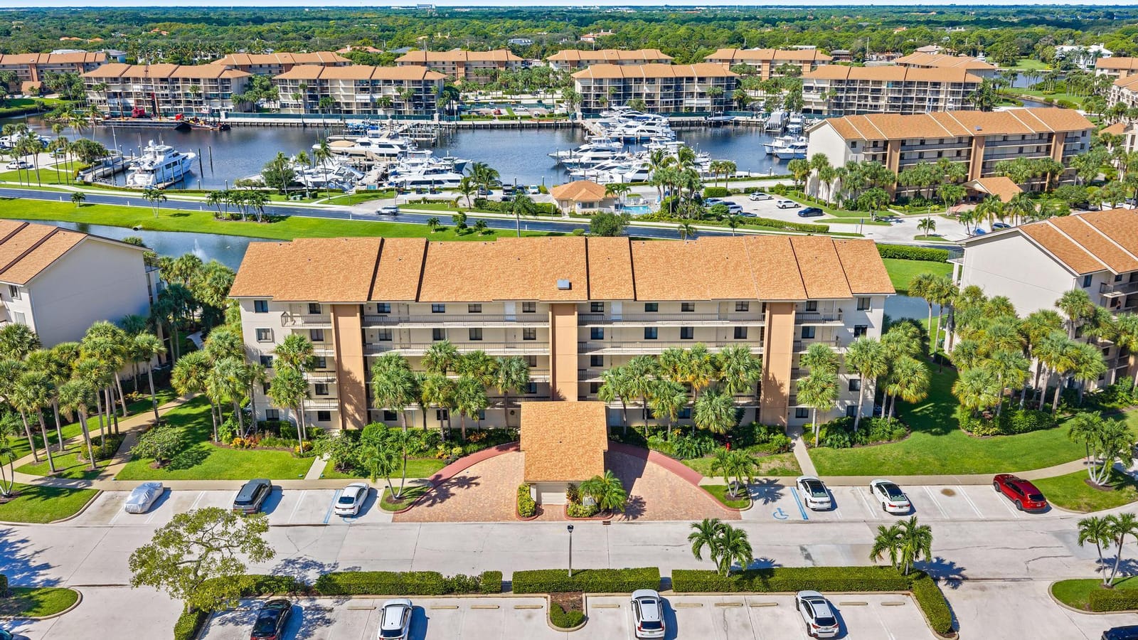 601 SEAFARER Circle 201, Jupiter, FL 33477 photo 28
