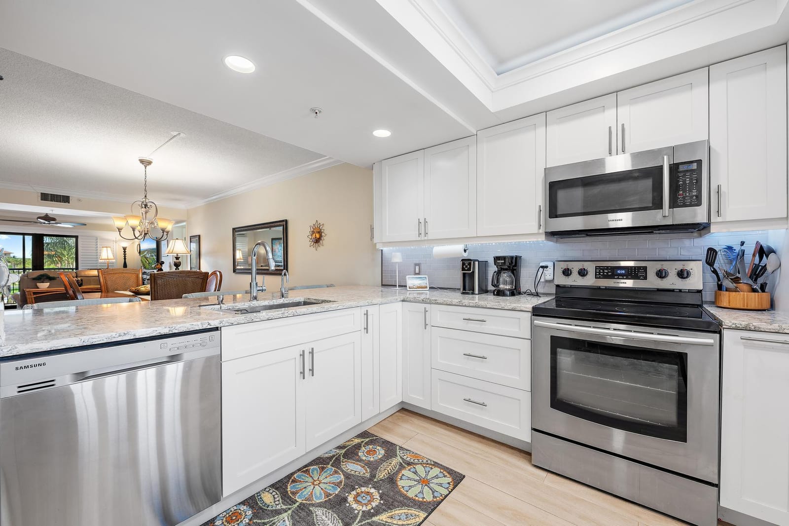 601 SEAFARER Circle 201, Jupiter, FL 33477 photo 5