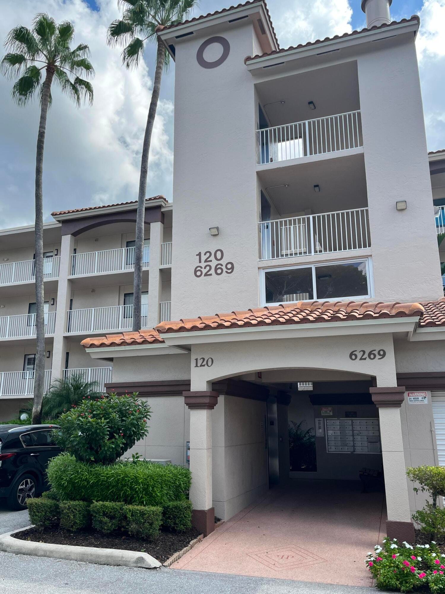 6269 Pointe Regal Circle 305 — photo 5