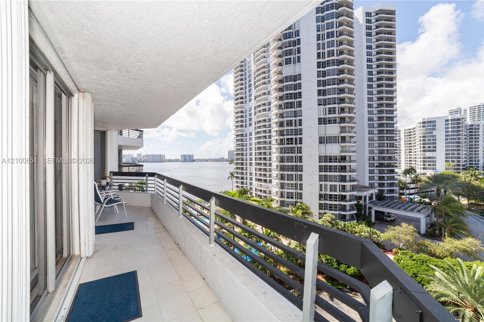 19195 NE 36th Court 802, Aventura, FL 33180 photo 12