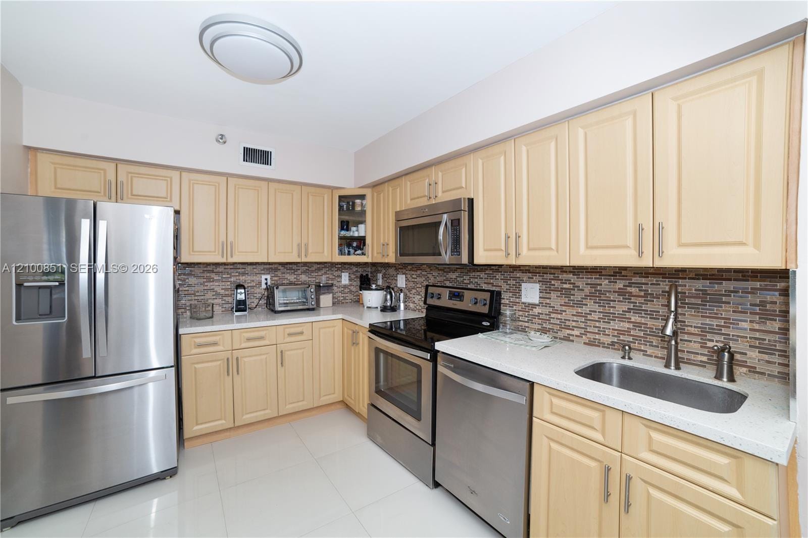 19195 NE 36th Court 802, Aventura, FL 33180 photo 22