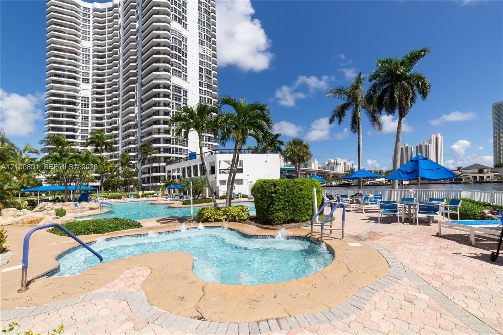 19195 NE 36th Court 802, Aventura, FL 33180 photo 7