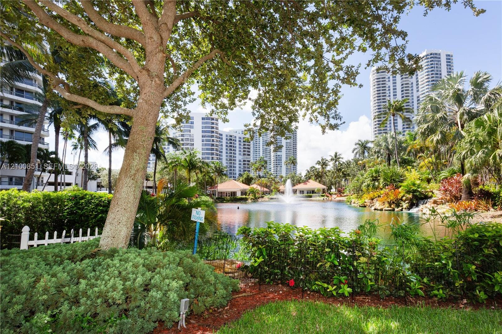 19195 NE 36th Court 802, Aventura, FL 33180 photo 10