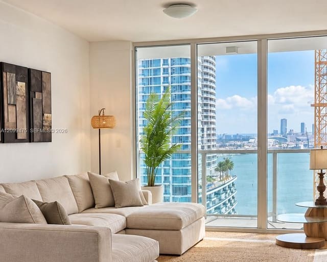 31 SE 5th Street 2604, Miami, FL 33131