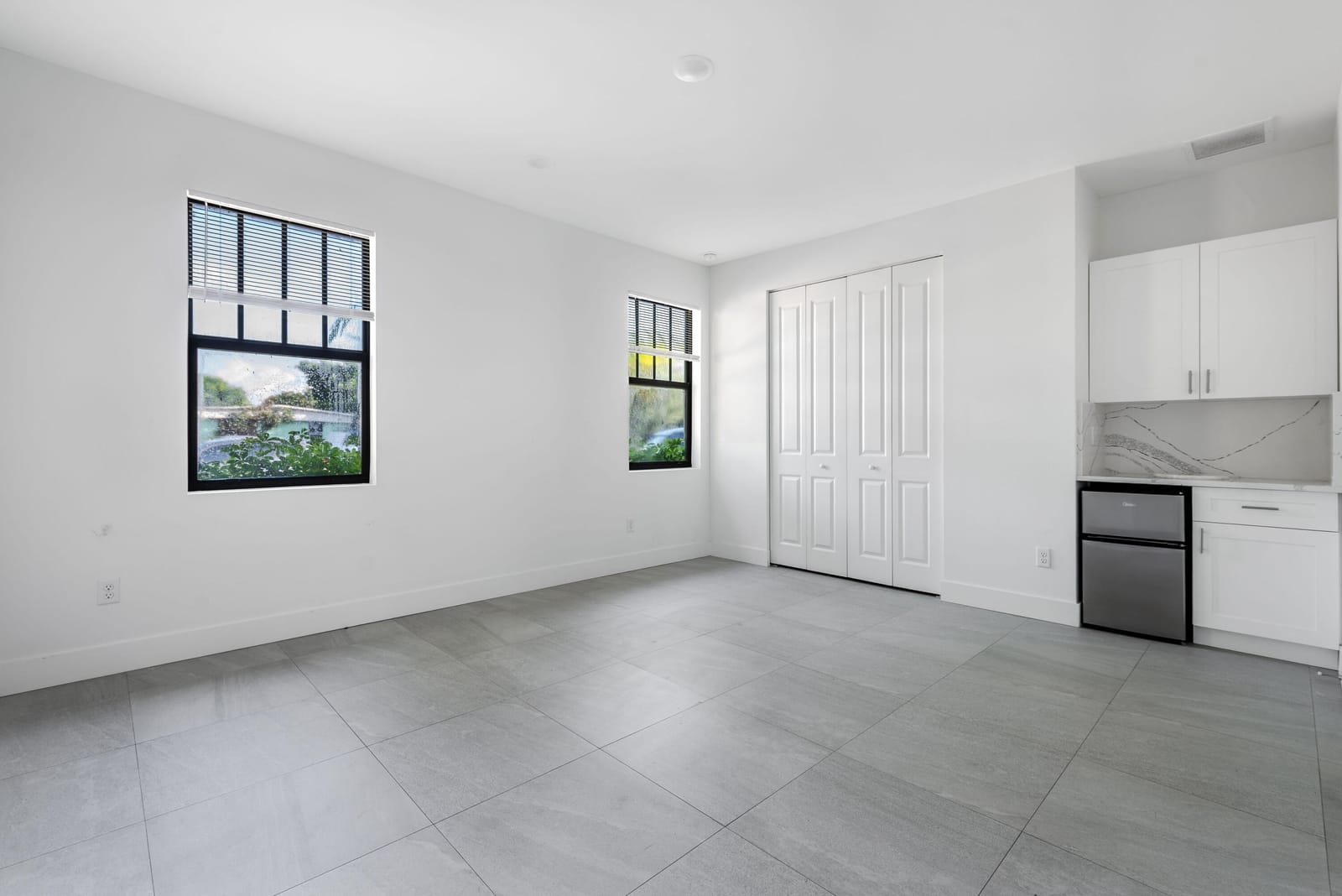 5852 Buccaneer Trail Efficiency, West Palm Beach, FL 33417 photo 4