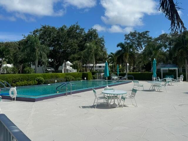 2929 SE OCEAN Boulevard 113-4, Stuart, FL 34996 photo 17