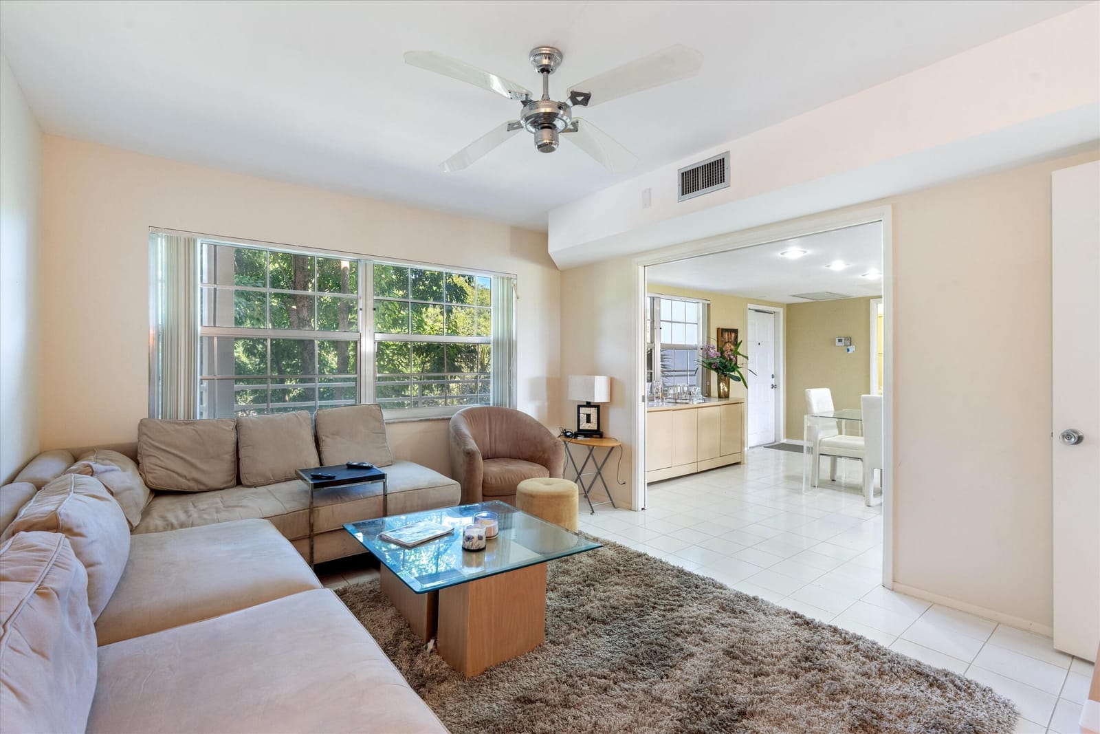3980 Oaks Clubhouse Drive 411, Pompano Beach, FL 33069 photo 17