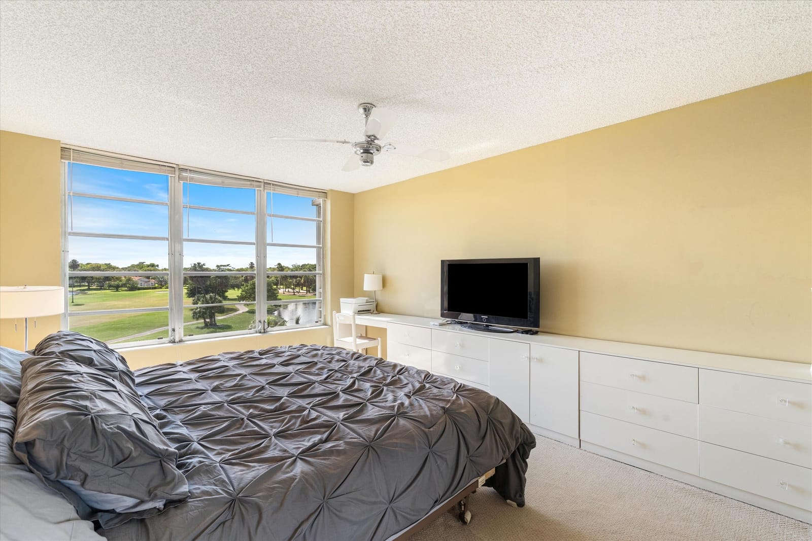 3980 Oaks Clubhouse Drive 411, Pompano Beach, FL 33069 photo 19